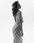 Modelka w sukni Crystal Veil w pełnej długości
