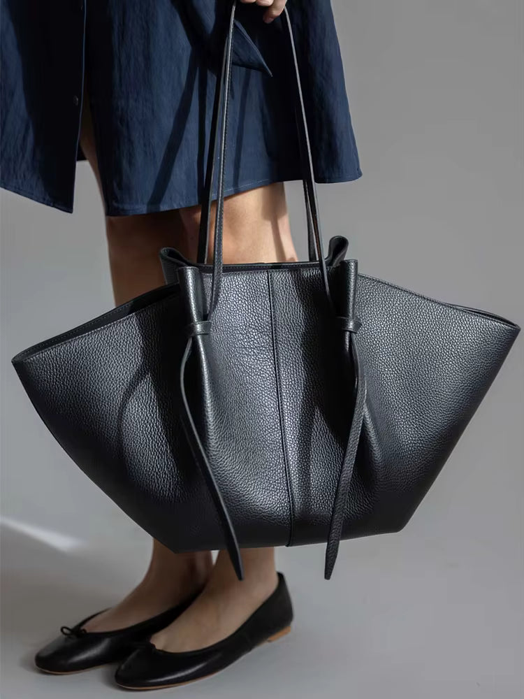 Avoria Torebka Tote – czarna duża torba z kokardą