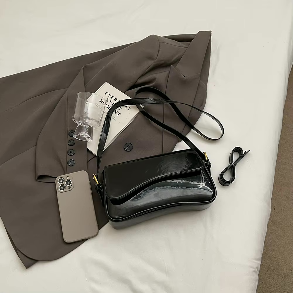 Scarlet Wave torebka – czarna / zwart – minimalistyczny outfit