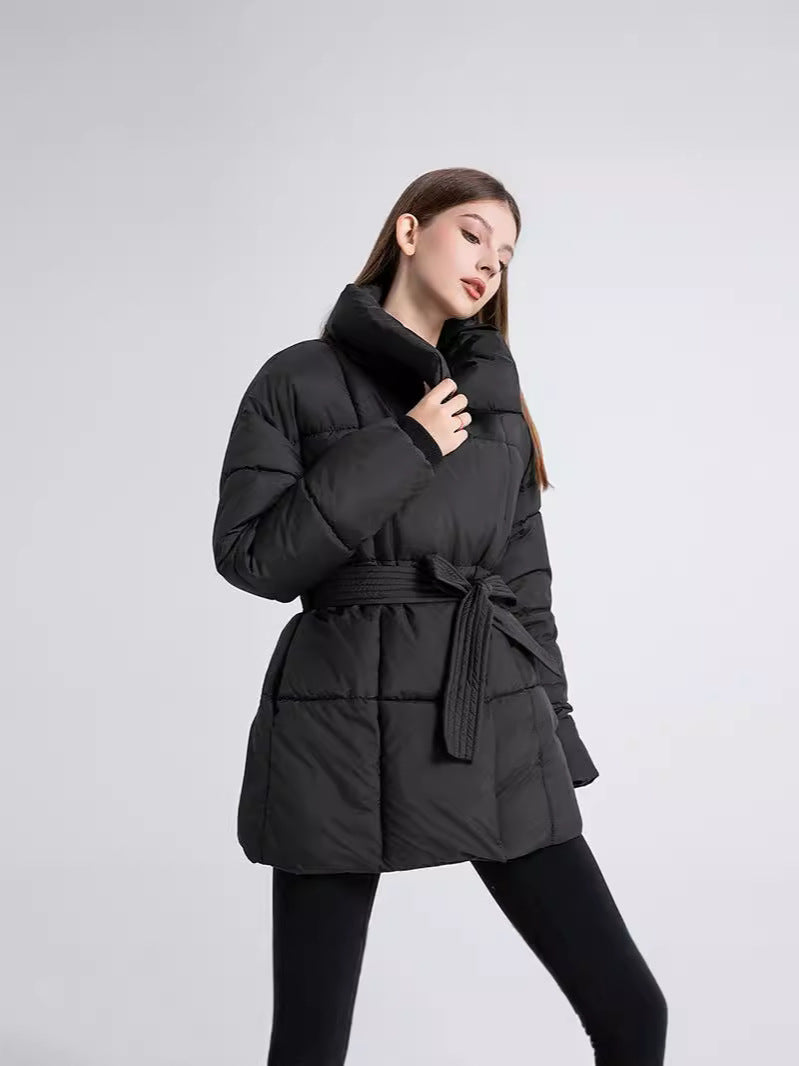 Arctic Allure płaszcz w kolorze ciemnoszarym z paskiem